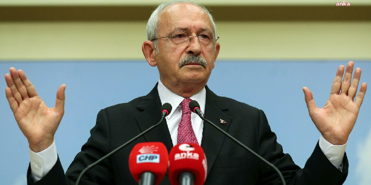 Kılıçdaroğlu: 5’li çete ile aramı bulmaya yeltenen kim olursa olsun pişman olur Kılıçdaroğlu: 5’li çete ile aramı bulmaya yeltenen kim olursa olsun pişman olur