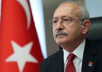 Kılıçdaroğlu: Şiddetle mücadele kanununu çıkarmak üzere, yüce meclisimizi olağanüstü toplantıya davet ediyorum Kılıçdaroğlu: Şiddetle mücadele kanununu çıkarmak üzere, yüce meclisimizi olağanüstü toplantıya davet ediyorum