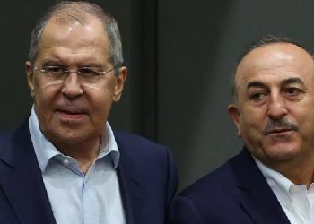 Lavrov ve Çavuşoğlu, Bali’de bir araya geldi