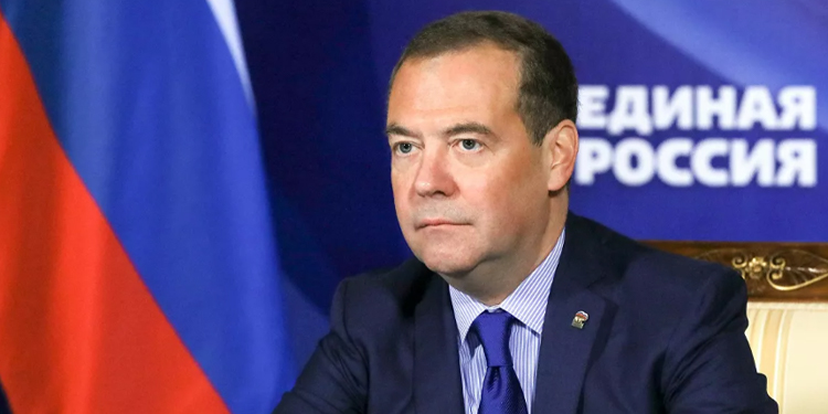 Medvedev: Japonya, Rus petrolü ve doğalgazından mahrum kalabilir Medvedev: Japonya, Rus petrolü ve doğalgazından mahrum kalabilir
