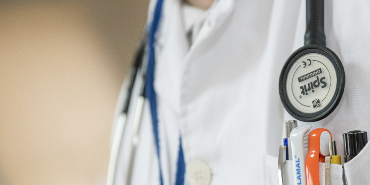 Sağlık-Sen: Haziranda 42 sağlık çalışanı şiddete maruz kaldı Sağlık-Sen: Haziranda 42 sağlık çalışanı şiddete maruz kaldı