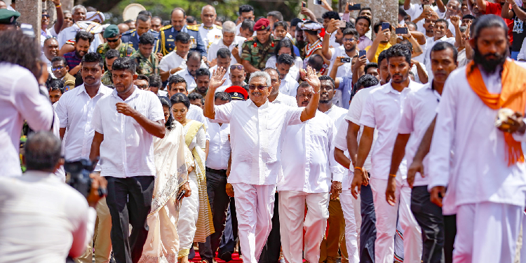 Sri Lanka’nın eski Devlet Başkanı Rajapaksa hakkında suç duyurusu Sri Lanka’nın eski Devlet Başkanı Rajapaksa hakkında suç duyurusu