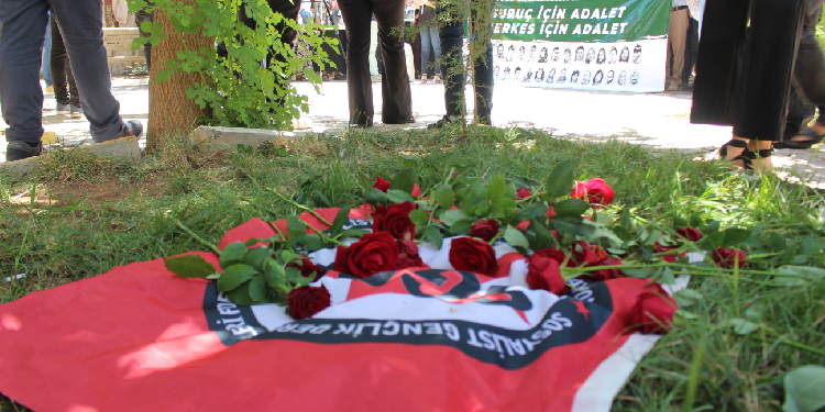 Düş yolcuları katledildikleri yerde anıldı Düş yolcuları katledildikleri yerde anıldı