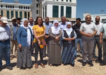 Adalet Nöbeti’nin 233’üncü gününde birlikte mücadele çağrısı Adalet Nöbeti’nin 233’üncü gününde birlikte mücadele çağrısı