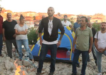 “Yıkılan her ev için bir çadır dikeceğiz”