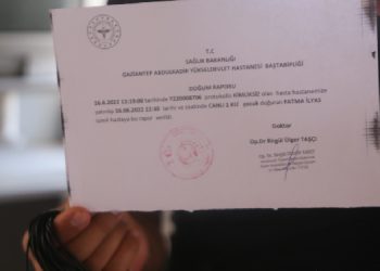 3 çocuğunu nüfusa kaydettirmek için mücadele veriyor