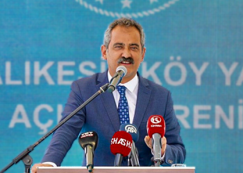 Bakan Özer: Bu eğitim sistemi ne çektiyse yanlış eğitim politikalarından çekti