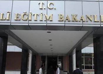 Betül Koca: Bize terörist muamelesi yaptılar, ama o eylem sayesinde MEB bugün görüşmek istedi