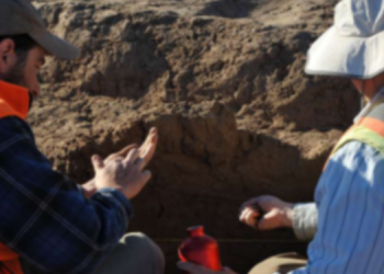 Dersim’de 5 bin 500 yıllık anıtsal yapı bulundu