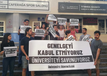 Üniversite öğrencileri, iki bakanlığın ortak “barınma” genelgesini protesto etti