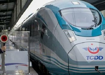 Hızlı trende hızlı yolsuzluklar