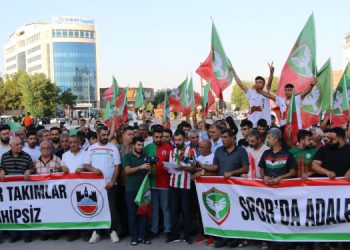Amedspor ve Diyarbekirspor taraftarları: Sorunlar çözülmezse miting yaparız