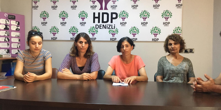 Hasta tutuklu oğlu için 28 gündür açlık grevinde Hasta tutuklu oğlu için 28 gündür açlık grevinde