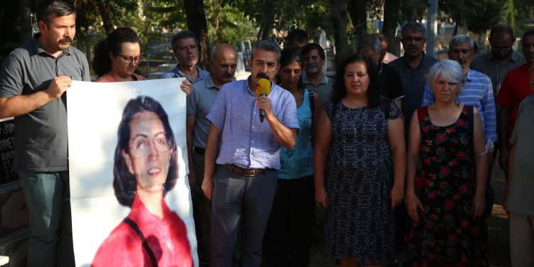 KESK kurucularından Erol anıldı KESK kurucularından Erol anıldı