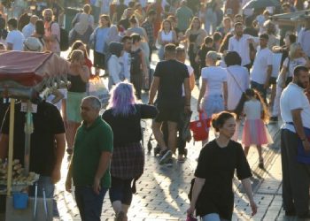 Kriz derinleşiyor: Geçinemiyoruz, iktidar değişmeli