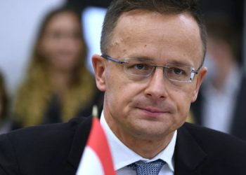 Macaristan: Petrol fiyatına tavan uygulanması AB ekonomisine zarar veriyor