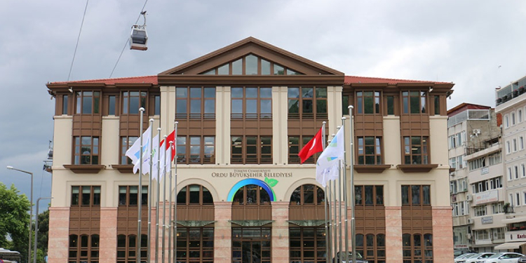 AKP’li belediye mahkeme kararına rağmen Ordu’yu betonlaştırıyor AKP’li belediye mahkeme kararına rağmen Ordu’yu betonlaştırıyor