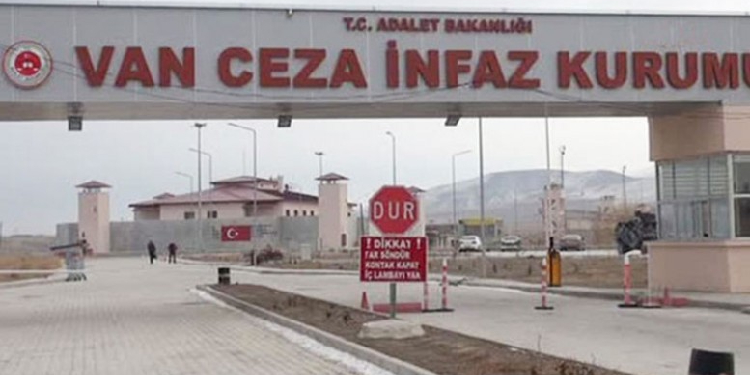 Van ve Beşikdüzü cezaevlerinde açlık grevi: Talepler kabul edilsin Van ve Beşikdüzü cezaevlerinde açlık grevi: Talepler kabul edilsin