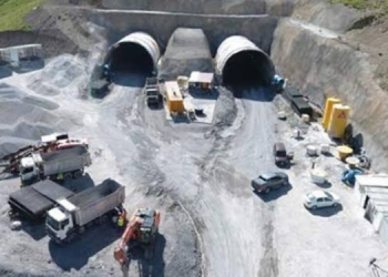 Tünel inşaatında göçük: 2 işçi yaşamını yitirdi