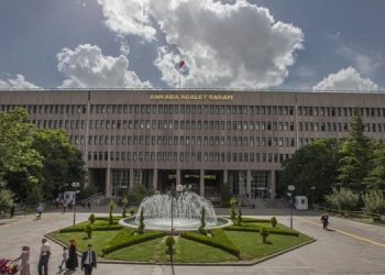 18 kadın adliyeye sevk edildi