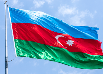 Azerbaycan seçimlerinde resmi olmayan ilk sonuçlar açıklandı