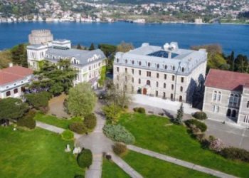 Boğaziçi Üniversitesi’nden 277 kadın öğrenci kararında geri adım