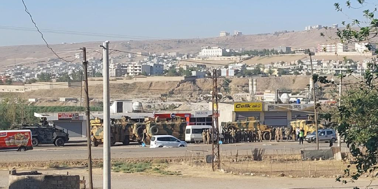 DEDAŞ, askerlerle birlikte köy bastı DEDAŞ, askerlerle birlikte köy bastı