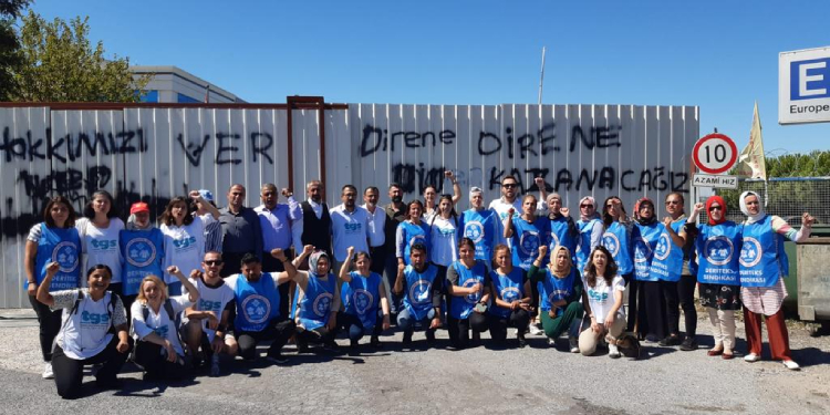 Direnişteki tekstil işçilerine ziyaret Direnişteki tekstil işçilerine ziyaret