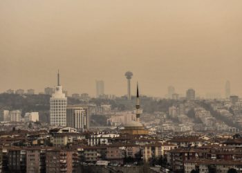 Uzmanlar uyarıyor: Ekonomik depreme hazır olun