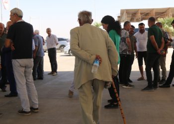 Elinde bastonuyla Cudi Yürüyüşü’nde