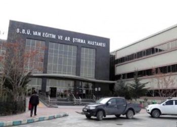 “İktidar politikaları halkın sağlığa erişimini kaosa dönüştürdü”