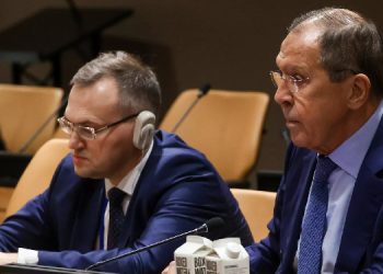 Lavrov, Kuleba ile yaptığı tek görüşmeye ilişkin izlenimlerini anlattı: “Yapıcı değildi”