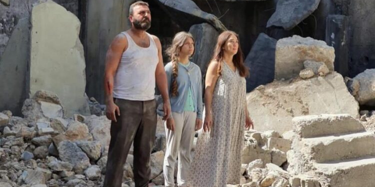 Mülteci olmayı reddeden bir kişiyi anlatan Nezouh’a ödül Mülteci olmayı reddeden bir kişiyi anlatan Nezouh’a ödül