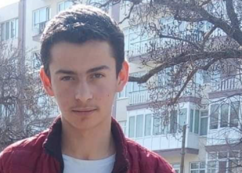 İSİG: Lise öğrencisi Emre Koç, staj yaptığı atölyede üzerine suntaların devrilmesi sonucu yaşamını yitirdi