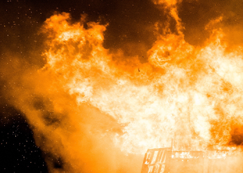 Yağ fabrikasında patlama: 2 işçi yaralı