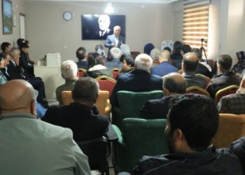 Kürt Şair Cegerxwîn Tatvan’da anıldı