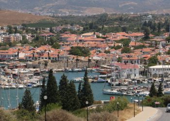 Seferihisar yapılaşmaya açılıyor