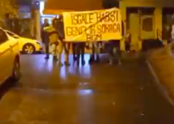 Türkiye’nin saldırılarına karşı meşaleli yürüyüş