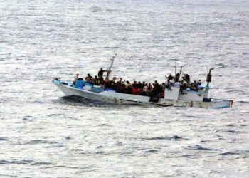 Ege Denizi’nde göçmenleri taşıyan tekne battı