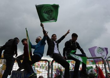 “Gençler uyuşturucuya karşı bilinçlenerek bu sistemi yıkacak”