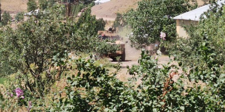 Gever’de askeri operasyon Gever’de askeri operasyon