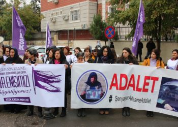 Kadınlar adliye önünde: Mirabal’lerden Emine Şenyaşar’a mücadeleyi büyüteceğiz