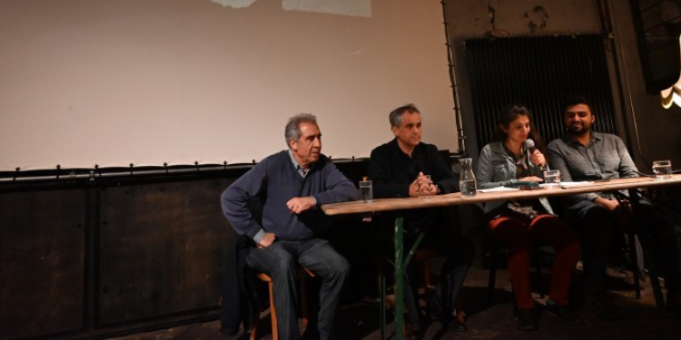 “Mahpus ya da Sürgün” belgeseli Bern’de izleyiciyle buluştu “Mahpus ya da Sürgün” belgeseli Bern’de izleyiciyle buluştu