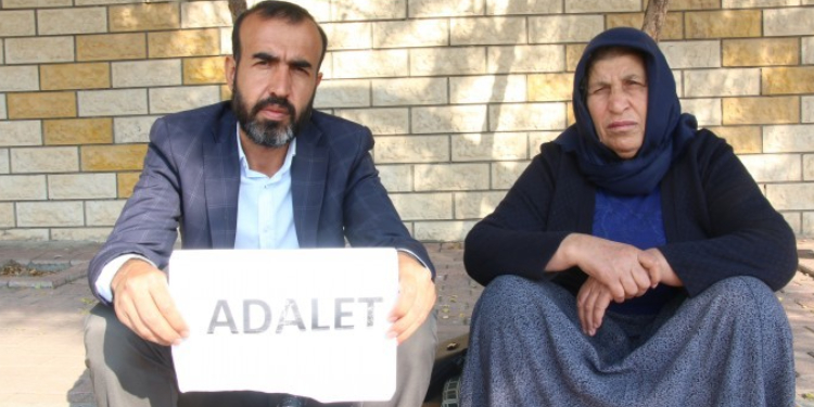 Şenyaşar ailesinin nöbeti 692’nci gününde Şenyaşar ailesinin nöbeti 692’nci gününde