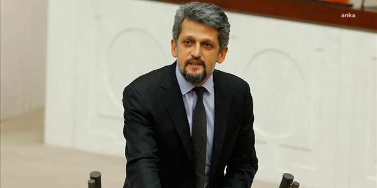 “Türkiye Cumhuriyeti tarihinin en büyük yolsuzluğunu yapıyorsunuz” “Türkiye Cumhuriyeti tarihinin en büyük yolsuzluğunu yapıyorsunuz”