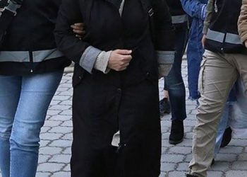 Van’da ev baskınları: 3 kadın gözaltına alındı