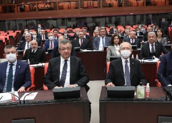 CHP’den emekliler için kanun teklifi
