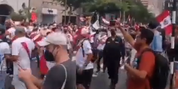 Peru’da darbe yönetimine karşı gösterilerde çıkan olaylarda ölü sayısı 20’ye çıktı Peru’da darbe yönetimine karşı gösterilerde çıkan olaylarda ölü sayısı 20’ye çıktı