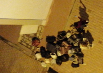 Yemek parası ödeyemeyen öğrenciler yurttan çıkarıldı!