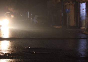 Şam ambargosu 2 mahalleyi elektriksiz bıraktı